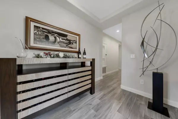 La Quinta, CA 92253,80261 Via Tesoro