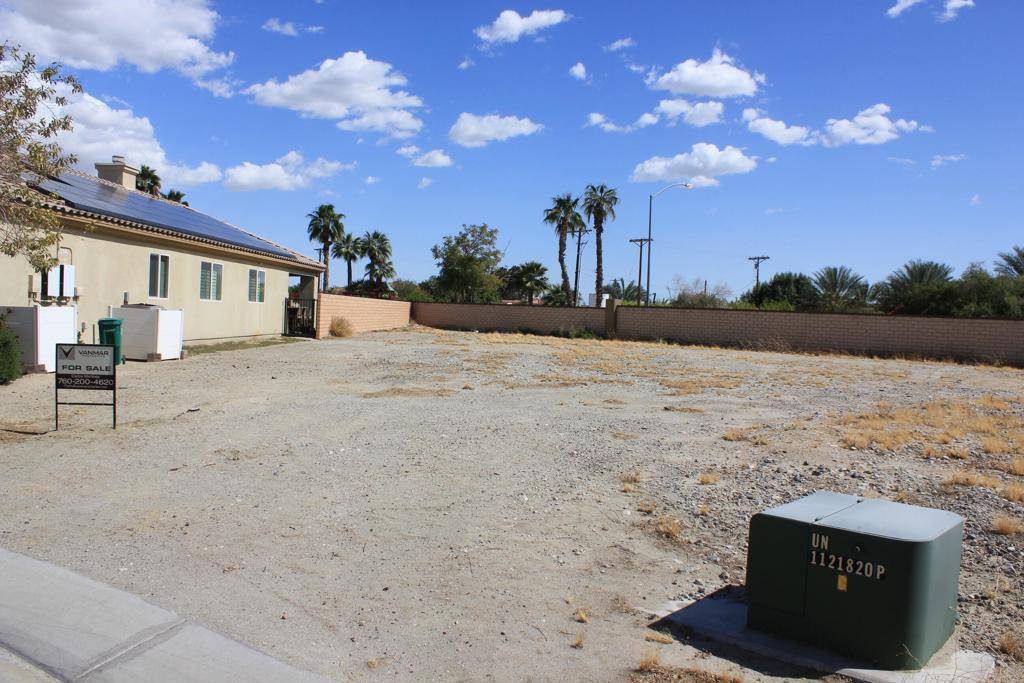 Indio, CA 92201,82305 Devito Court CT
