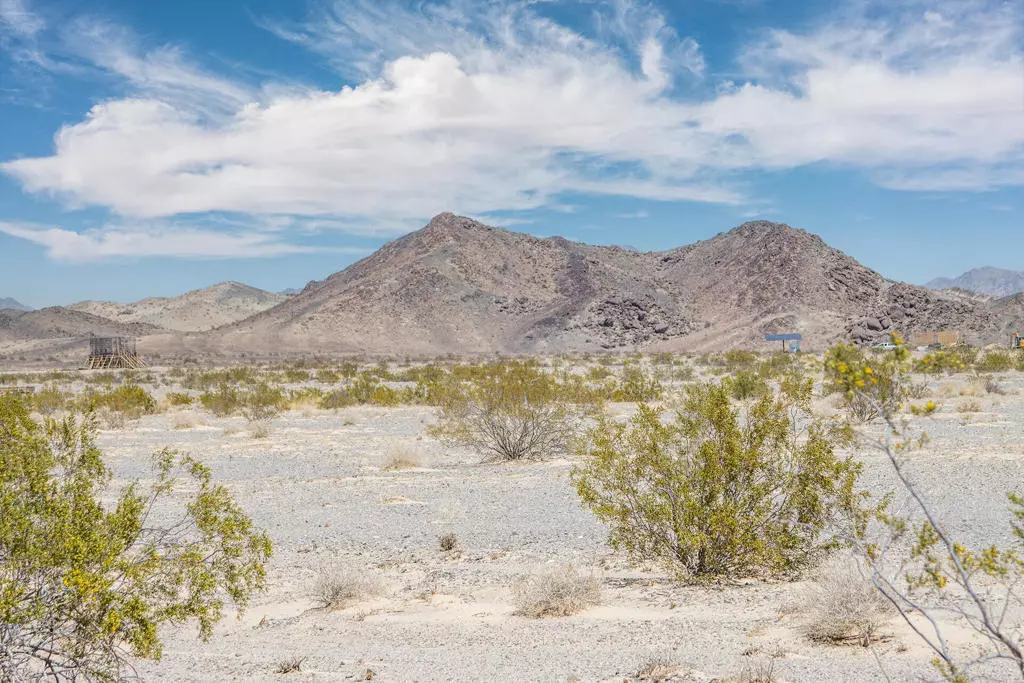 29 Palms, CA 92277,109 Bullion Mountain RD