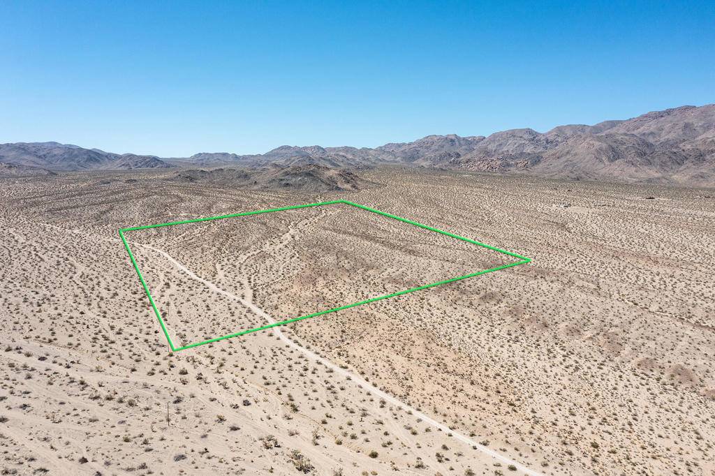 29 Palms, CA 92277,119 Gold Park RD