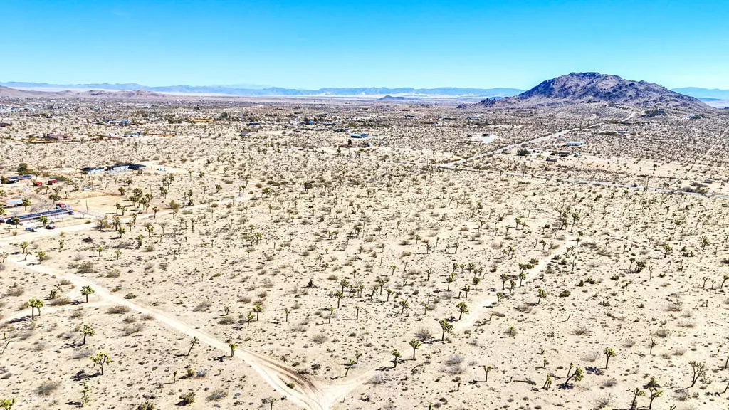 Yucca Valley, CA 92284,0 Paradise View & Sun Oro