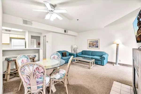Palm Springs, CA 92262,1555 N Chaparral RD #401