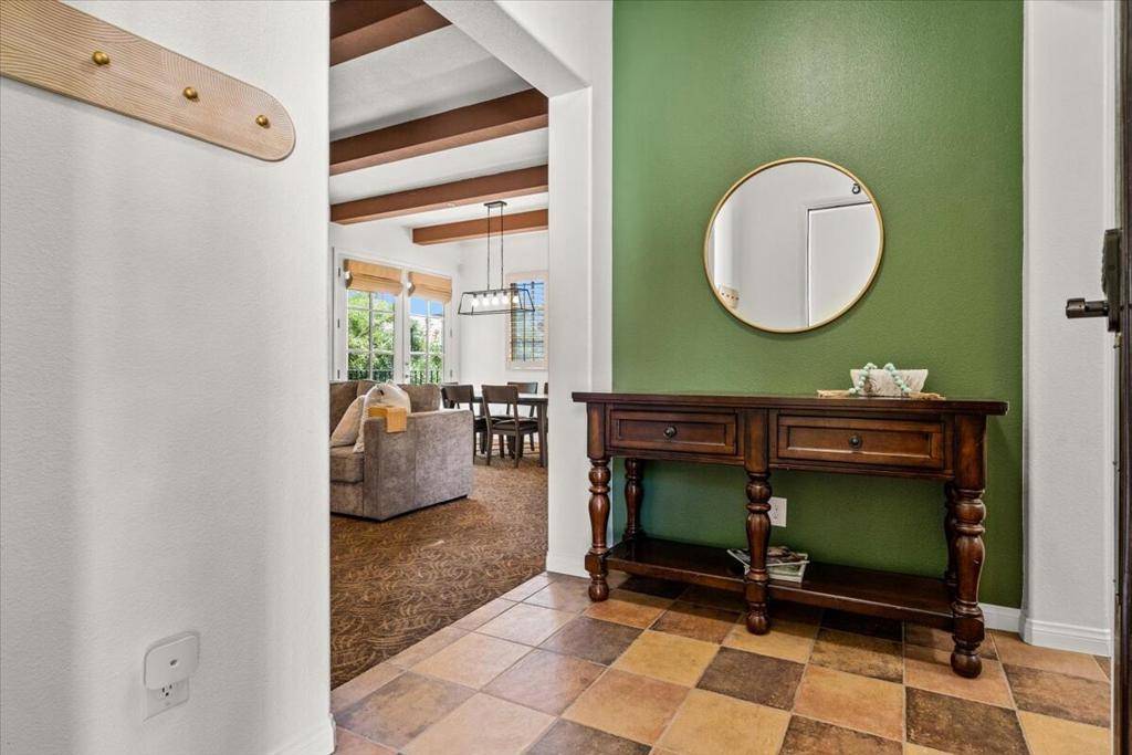 La Quinta, CA 92253,48597 Classic DR