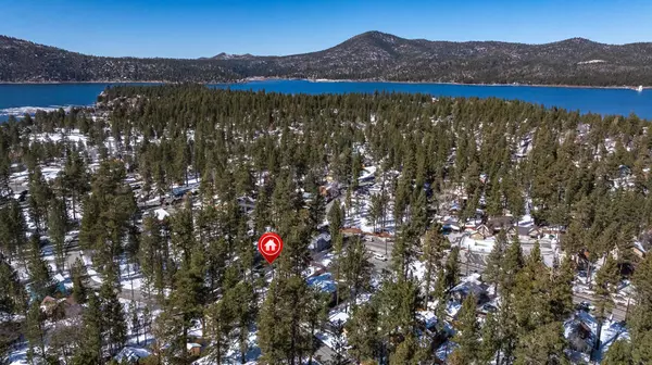 Big Bear, CA 92315,40110 Highland RD