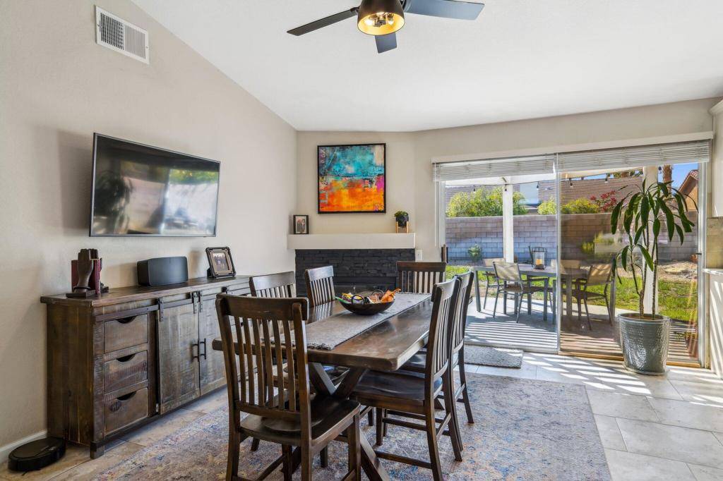 Palm Desert, CA 92211,42639 Devonshire ST