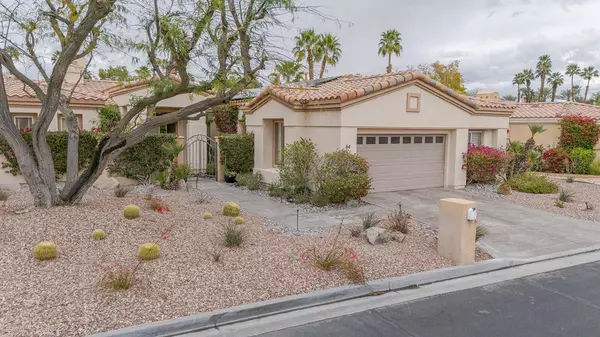 64 Laken LN, Palm Desert, CA 92211