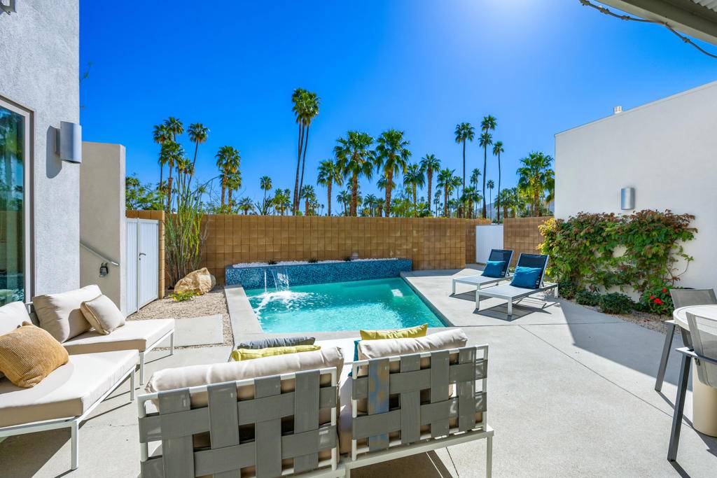 Palm Springs, CA 92264,970 Oceo CIR S
