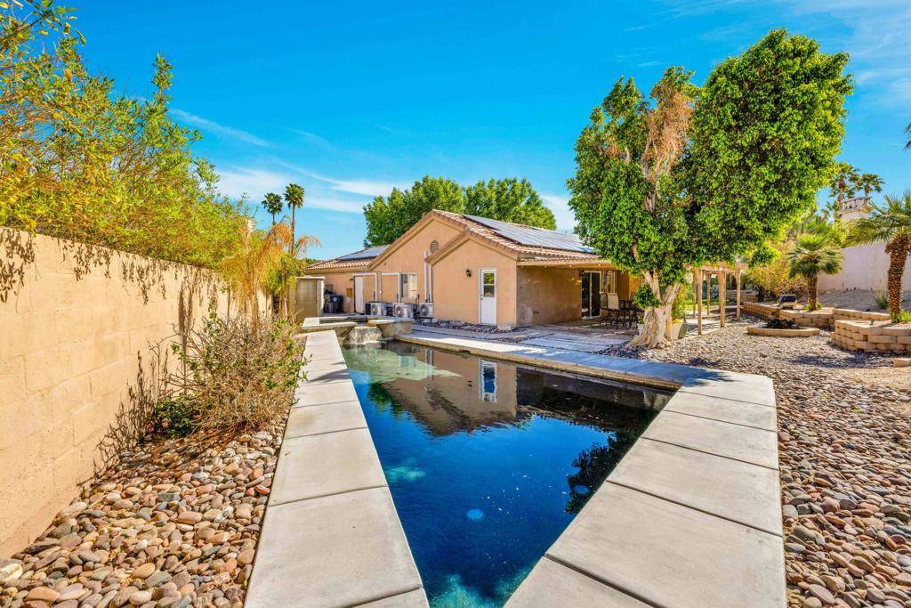 Cathedral City, CA 92234,69177 Peachtree CT