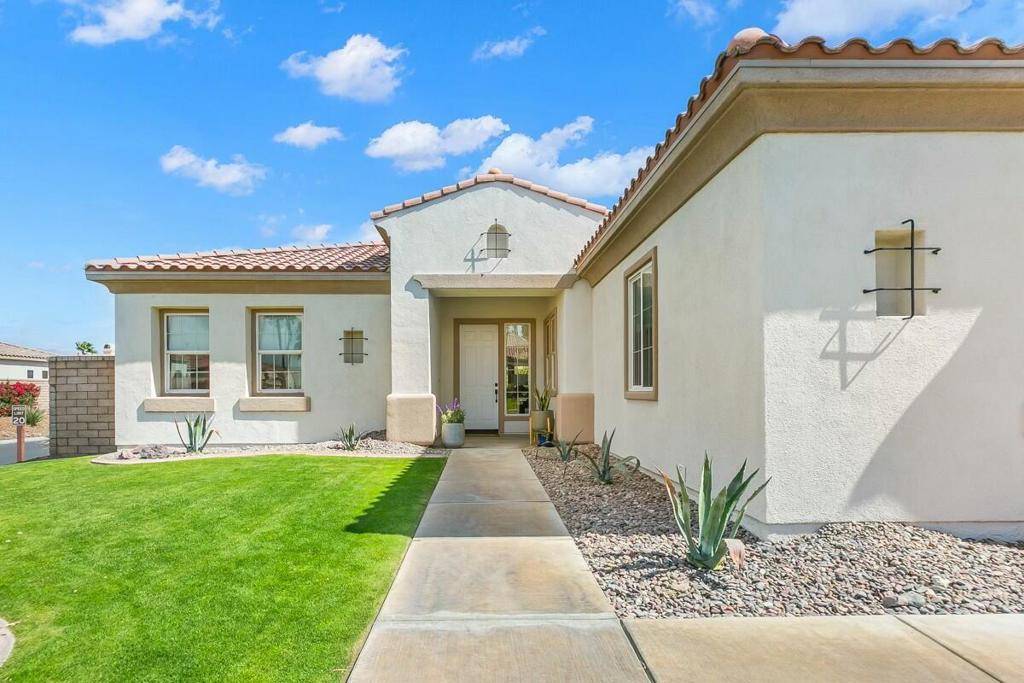 La Quinta, CA 92253,44830 Via Mirabel