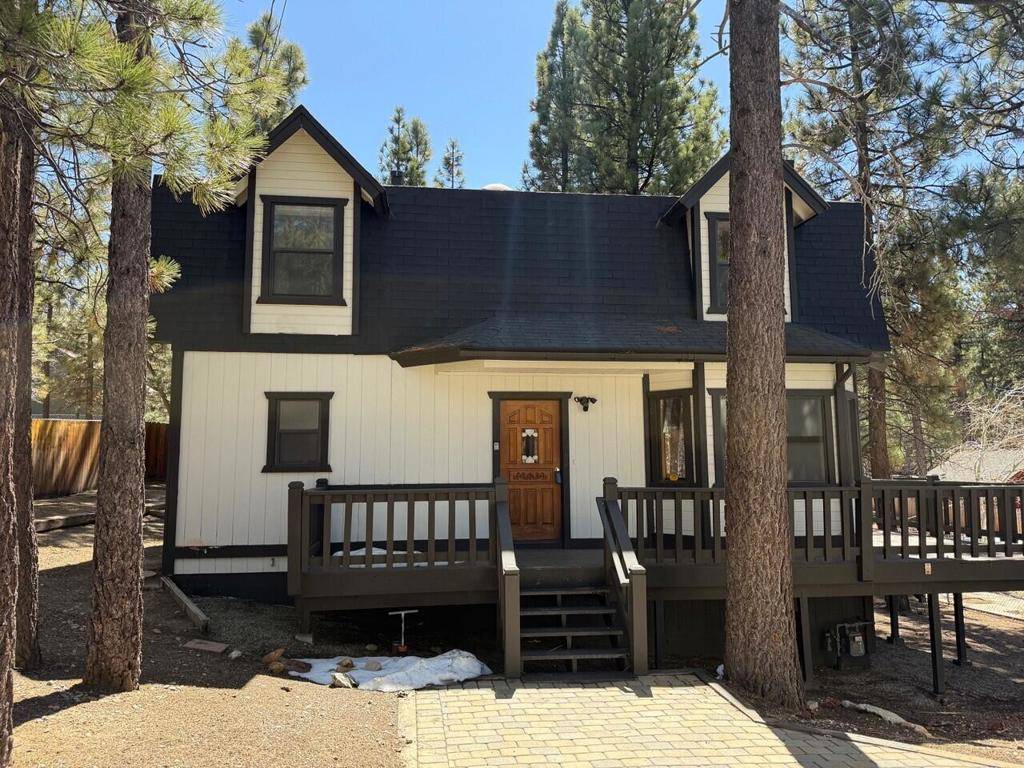 Big Bear, CA 92315,41815 Brownie LN