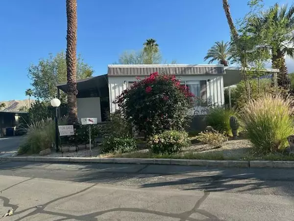 6 Cholla LN, Palm Desert, CA 92260