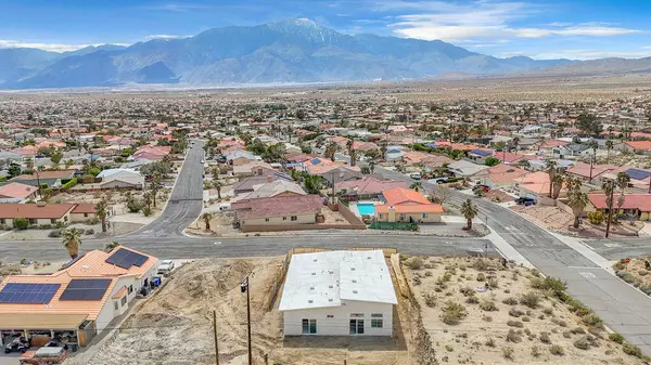 Desert Hot Springs, CA 92240,66778 Casa Grande DR