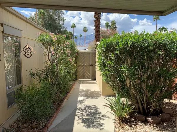 Cathedral City, CA 92234,30 Paseo Laredo North