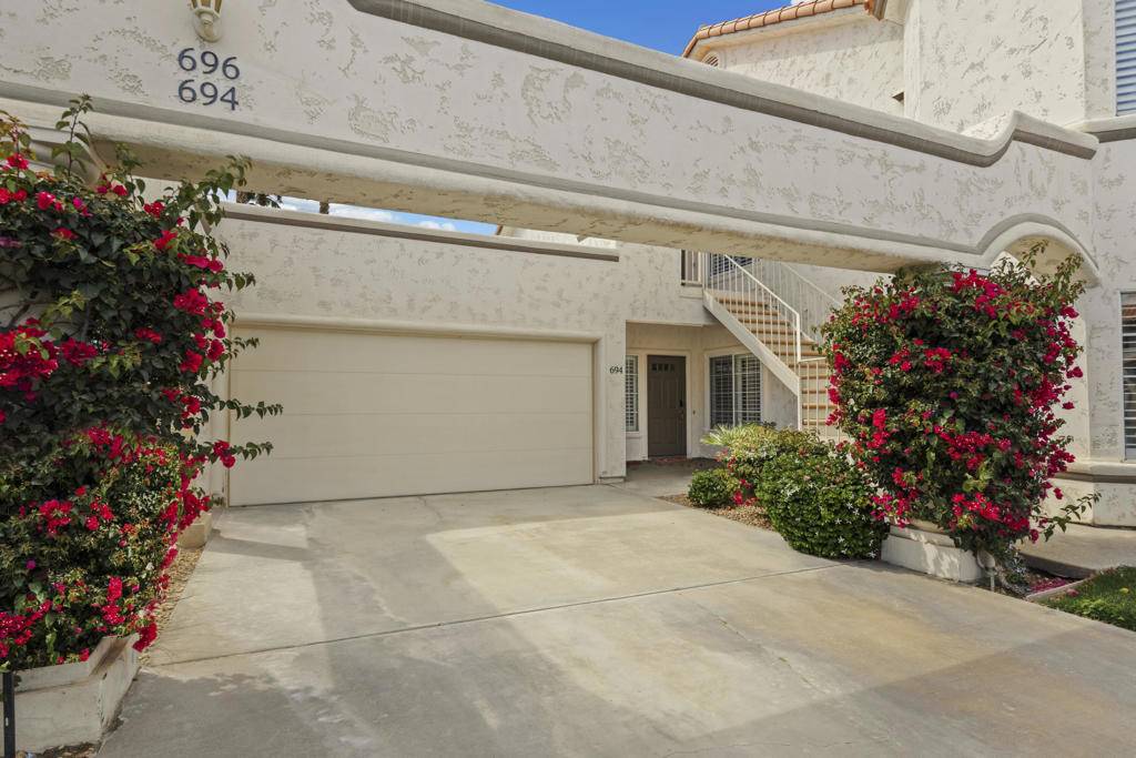Palm Desert, CA 92211,694 Vista Lago CIR N