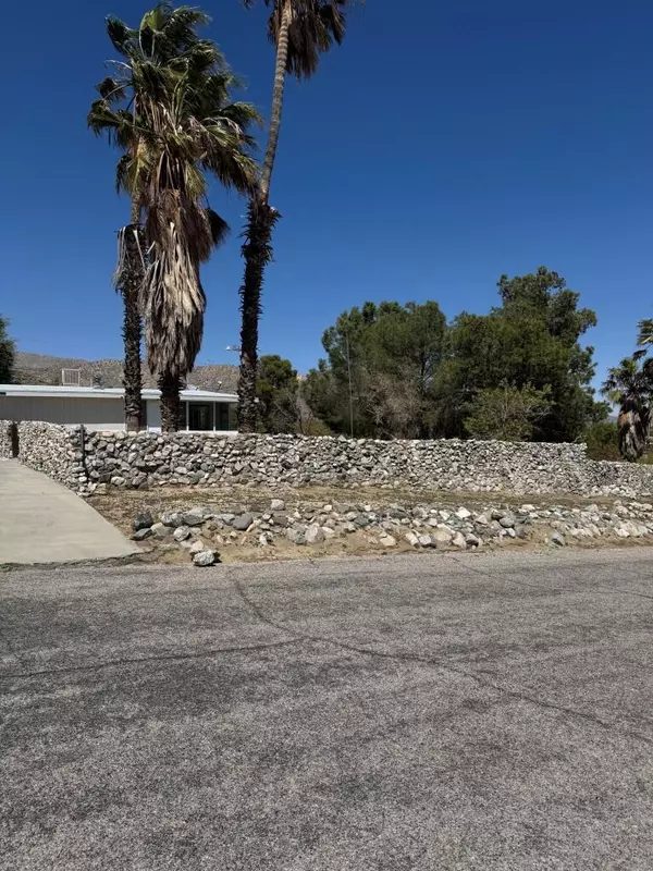 Morongo Valley, CA 92256,49074 Mojave DR