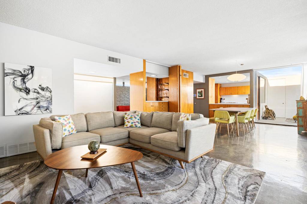 Indio, CA 92201,81967 Camelot WAY