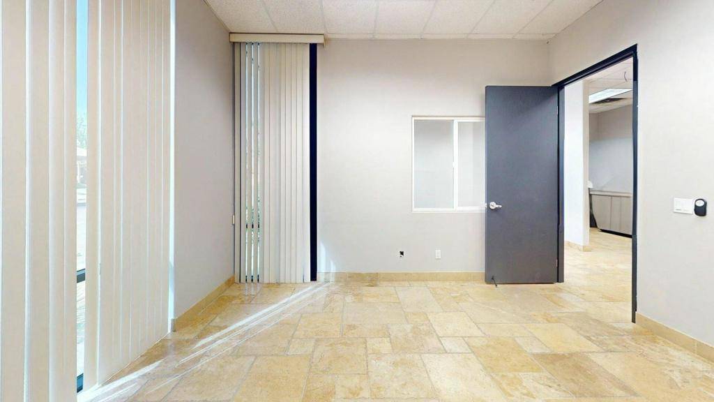 Palm Desert, CA 92211,39301 Badger ST #500