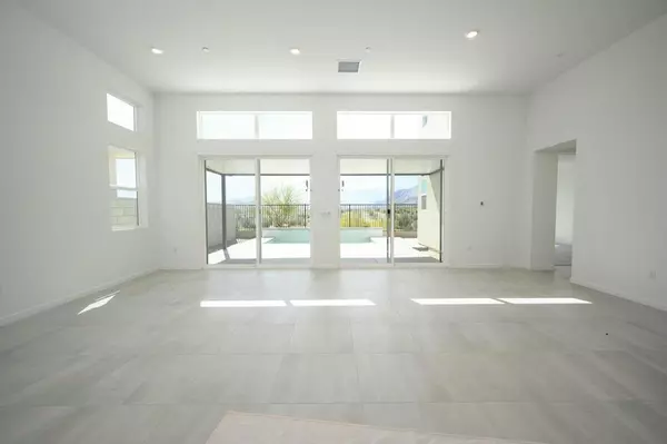 Palm Springs, CA 92262,283 Mustang LN