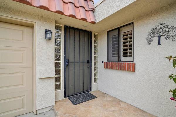 Palm Desert, CA 92211,40884 La Costa CIR E