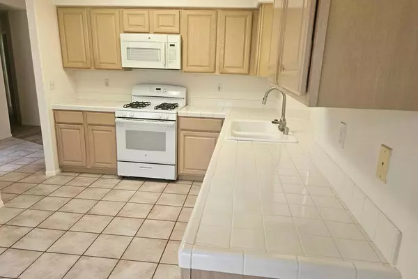 40968 Schafer PL, Palm Desert, CA 92211