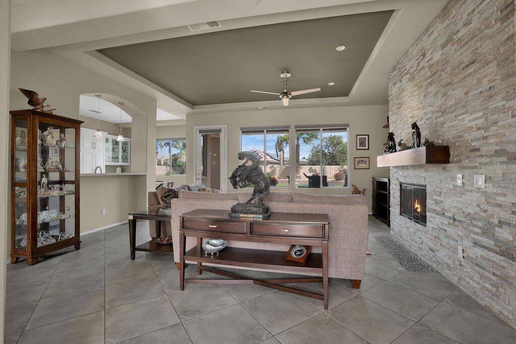 Palm Desert, CA 92211,120 Felice CT