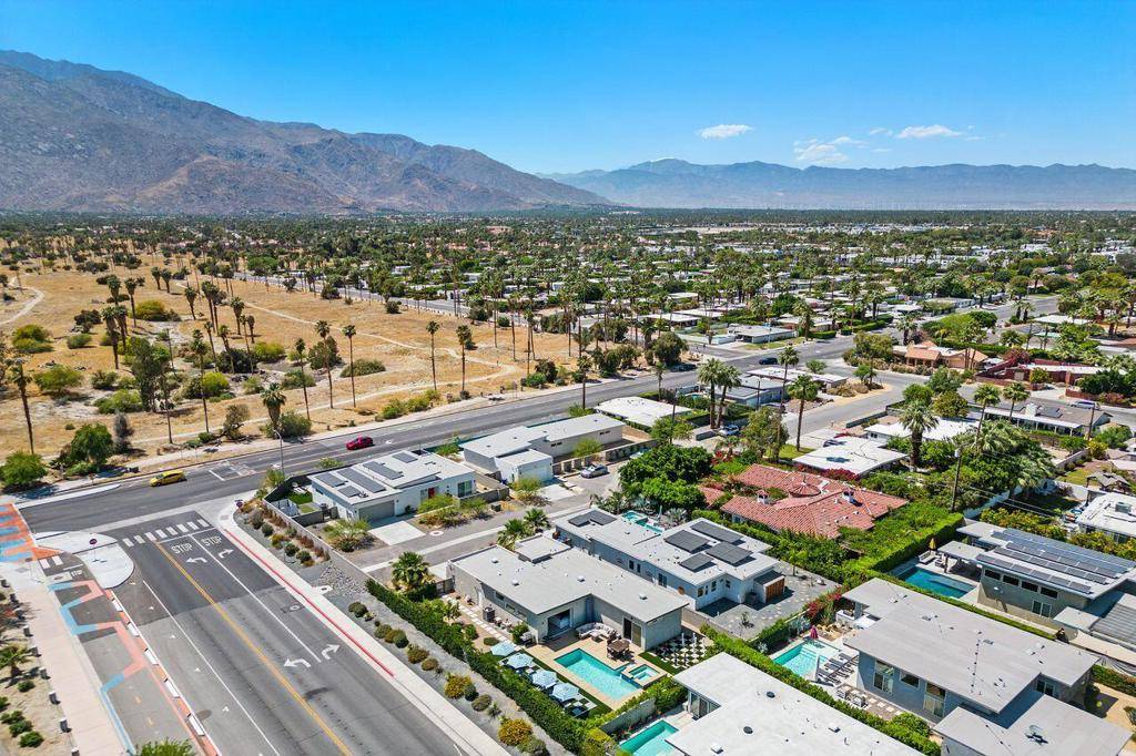 Palm Springs, CA 92264,760 Palm AVE
