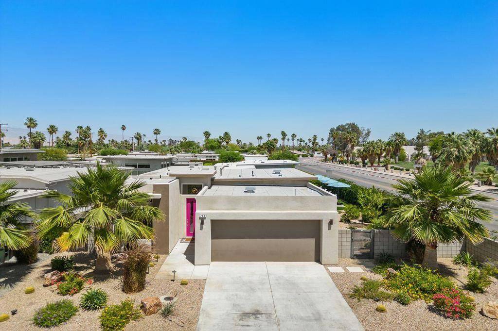 Palm Springs, CA 92264,760 Palm AVE