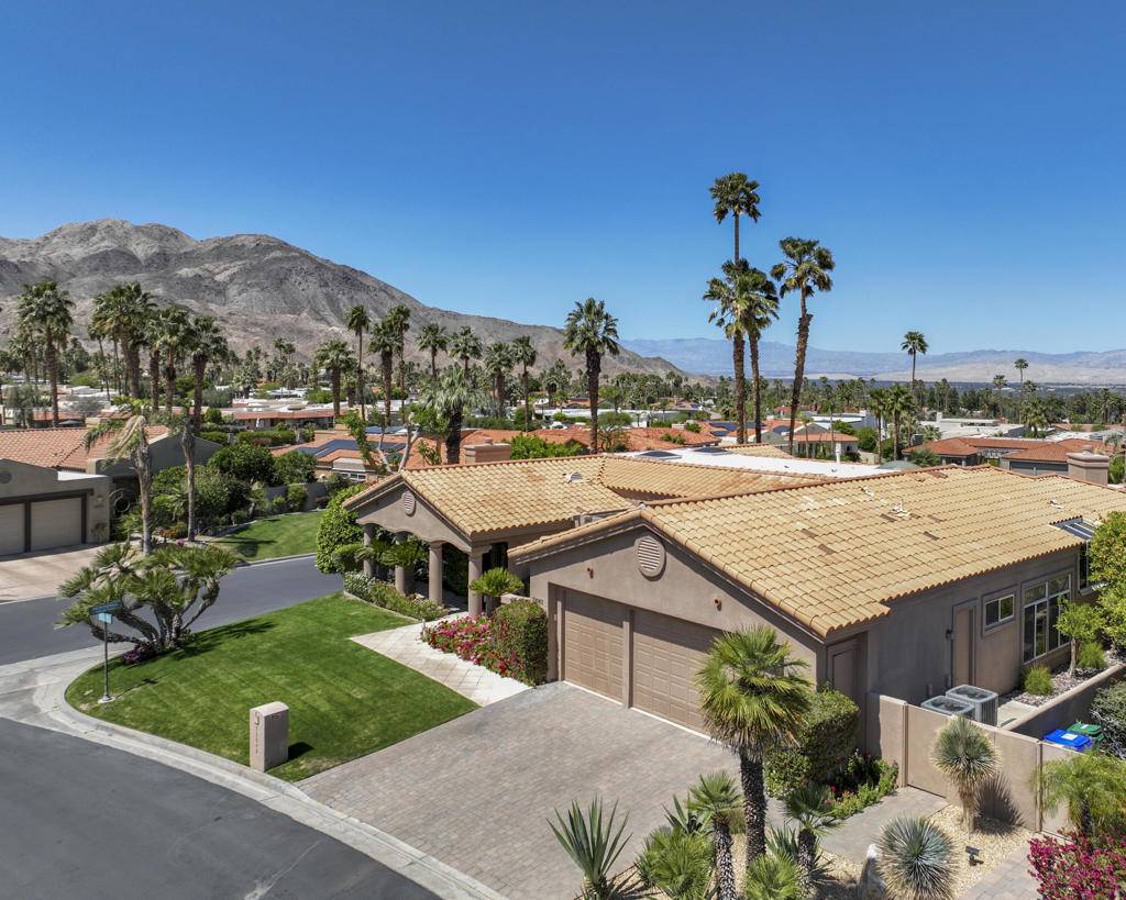 Palm Desert, CA 92260,73042 Galleria CT