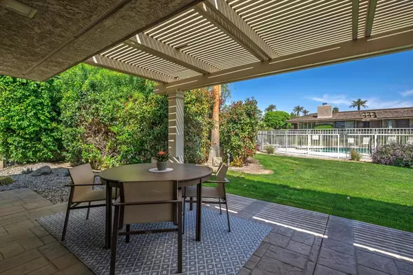 Rancho Mirage, CA 92270,9 Temple CT