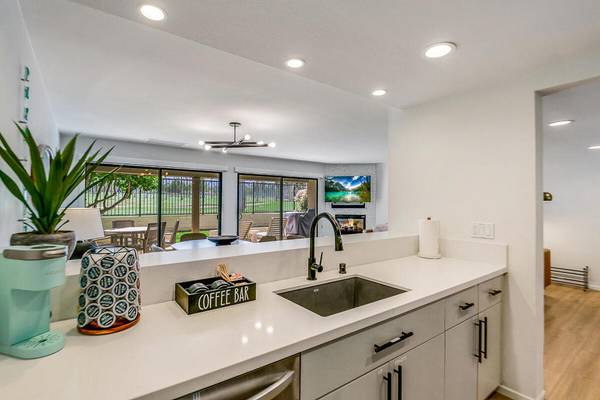 Palm Desert, CA 92260,73879 Club Circle Dr #150