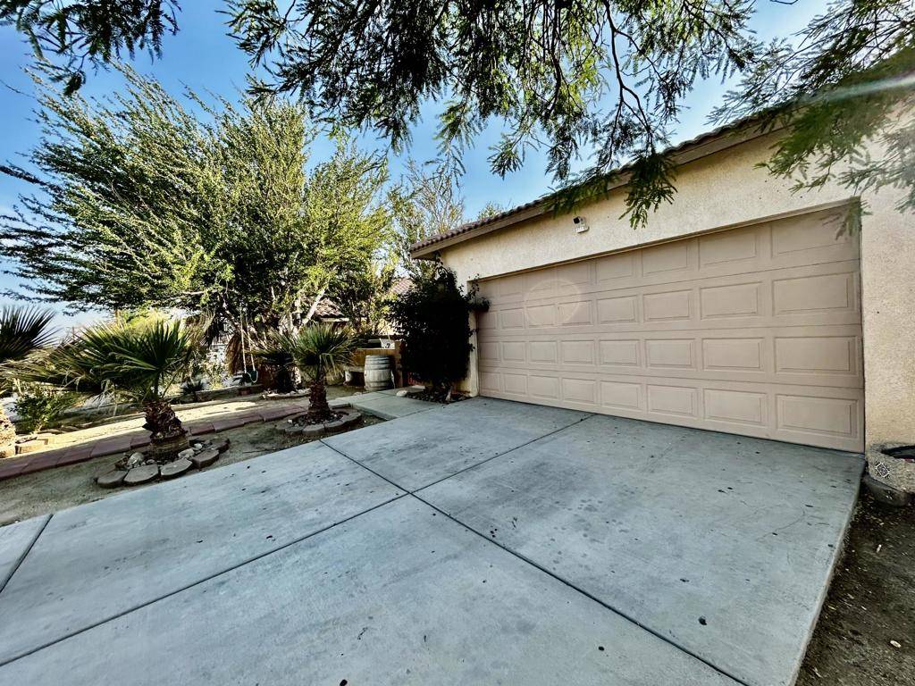 Desert Hot Springs, CA 92240,13569 Caliente DR