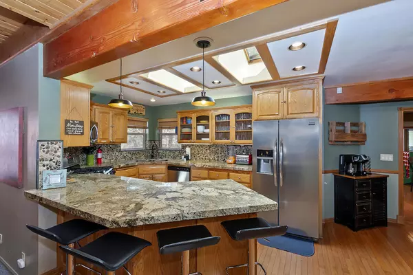 Big Bear, CA 92315,387 Wren DR