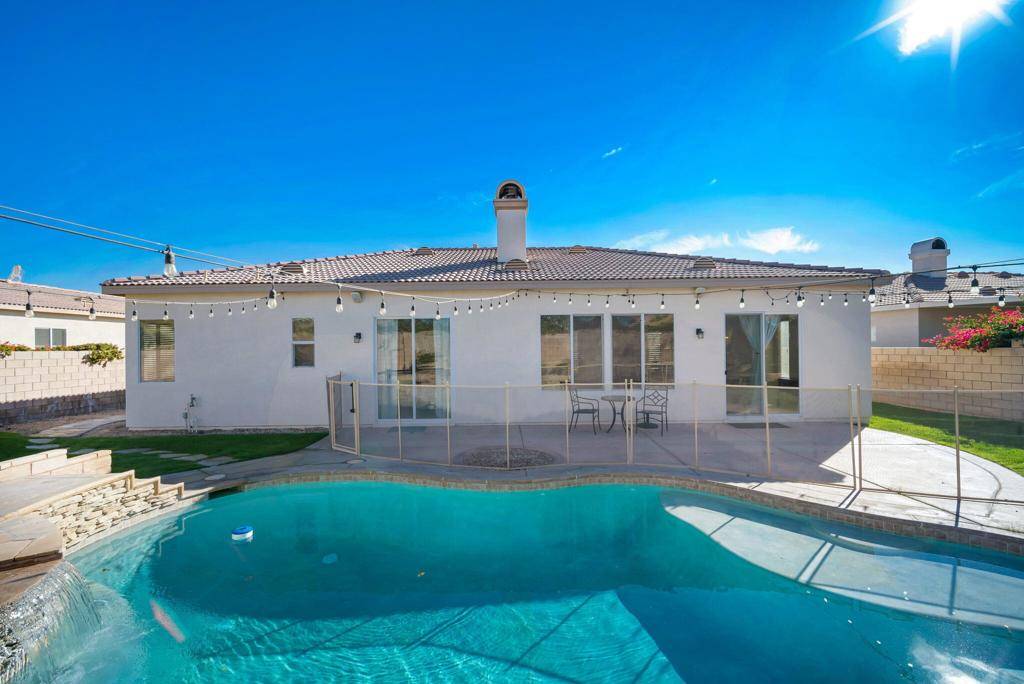 La Quinta, CA 92253,43569 Parkway Esplanade E