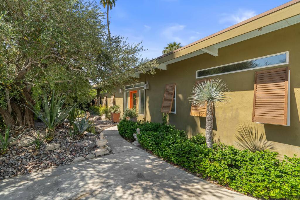 Palm Springs, CA 92262,1175 N Avenida Caballeros