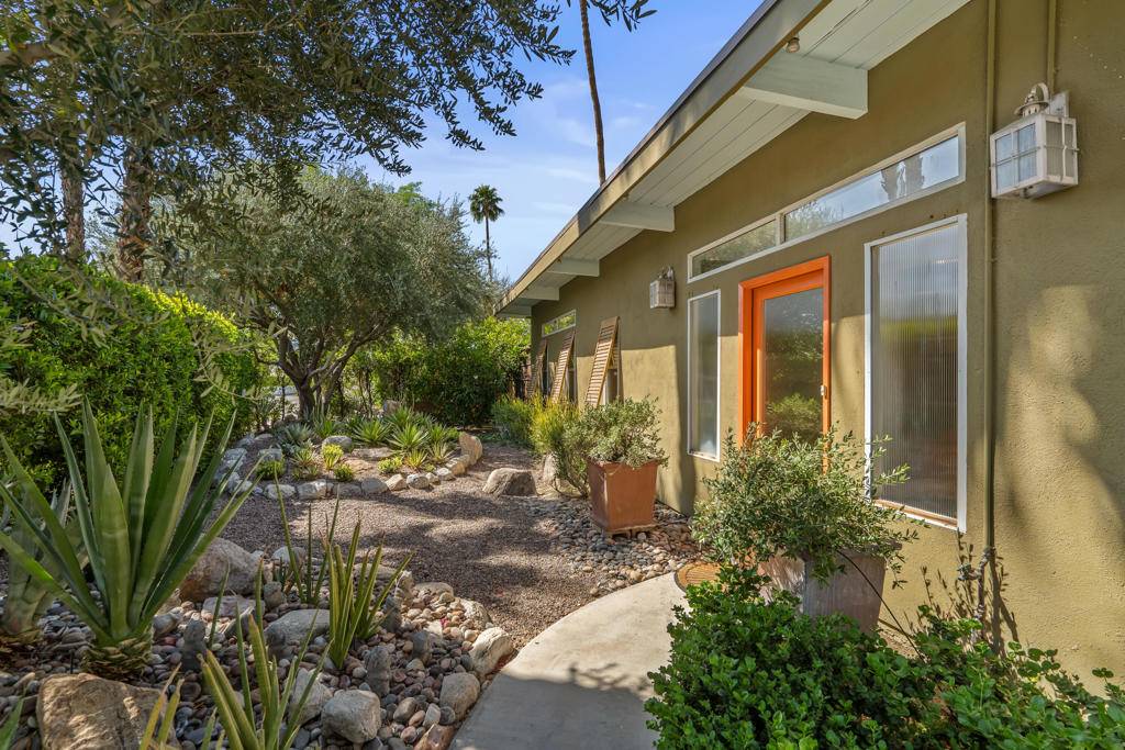 Palm Springs, CA 92262,1175 N Avenida Caballeros