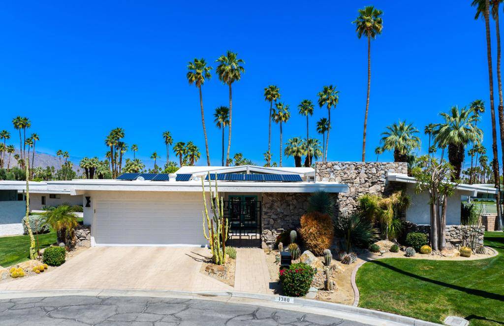 1380 Malaga CIR, Palm Springs, CA 92264