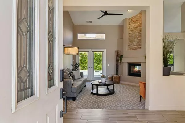 La Quinta, CA 92253,45450 Desert Fox DR