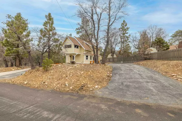 Sugarloaf, CA 92386,675 Inyo AVE