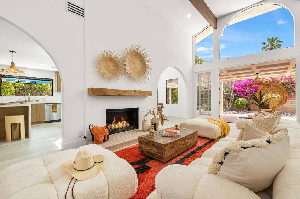 34 Lincoln PL, Rancho Mirage, CA 92270