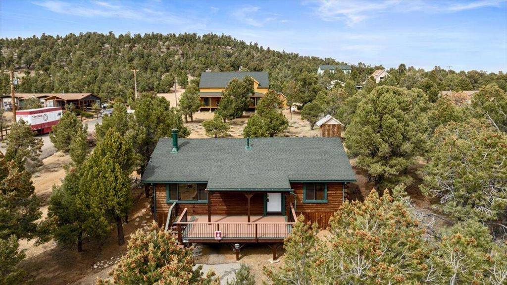 Big Bear, CA 92314,1887 Baldwin Lake RD