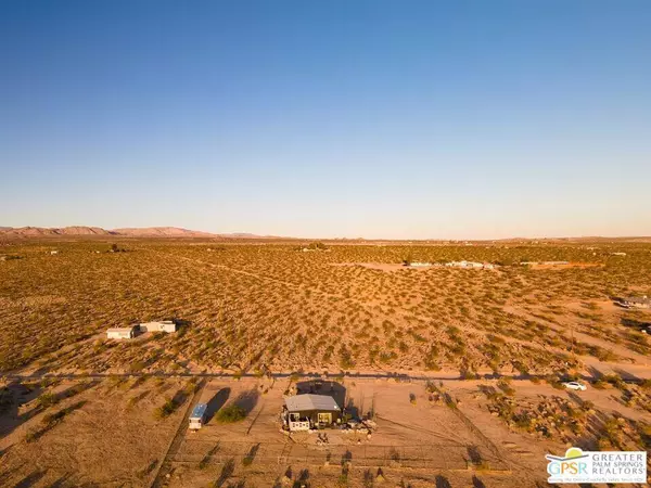 Landers, CA 92285,4619 Kickapoo TRL