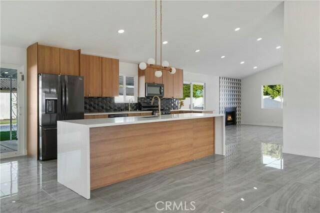Palm Springs, CA 92262,2802 E Venetia RD