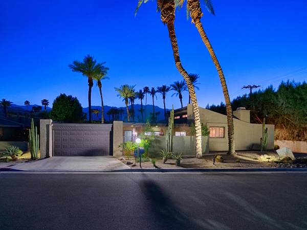 2615 E East Palm Oasis ST, Palm Springs, CA 92264