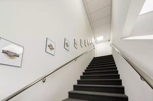 Cathedral City, CA 92234,32475 Date Palm Dr ##B