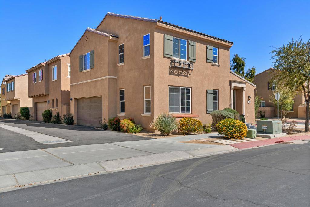 448 Via De La Paz, Palm Desert, CA 92211