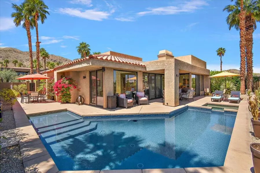 11 Vista Loma DR, Rancho Mirage, CA 92270