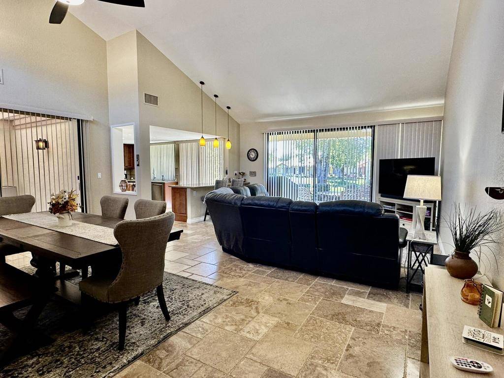 Palm Desert, CA 92260,305 Durango