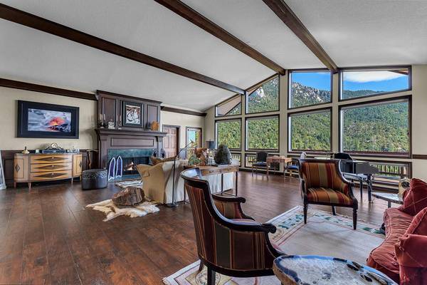 Idyllwild, CA 92549,24740 Pioneer RD
