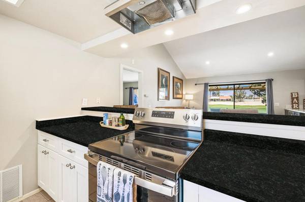 Palm Desert, CA 92211,40165 Baltusrol CIR