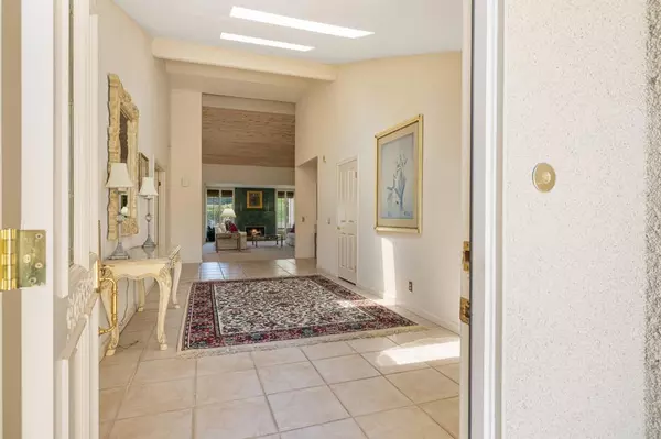 Palm Desert, CA 92260,73207 Ribbonwood CT